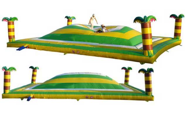 Inflatable jumping island 8040